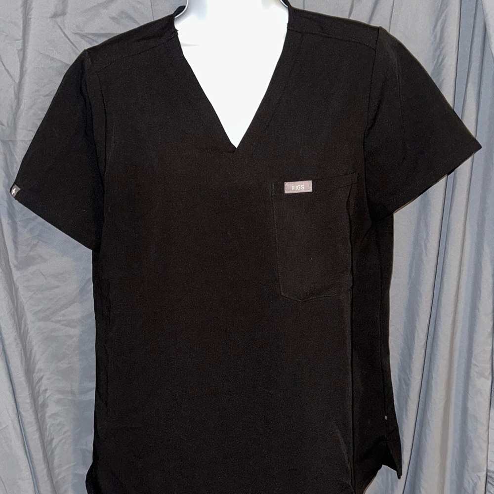 Figs Black V-Neck Scrub Top